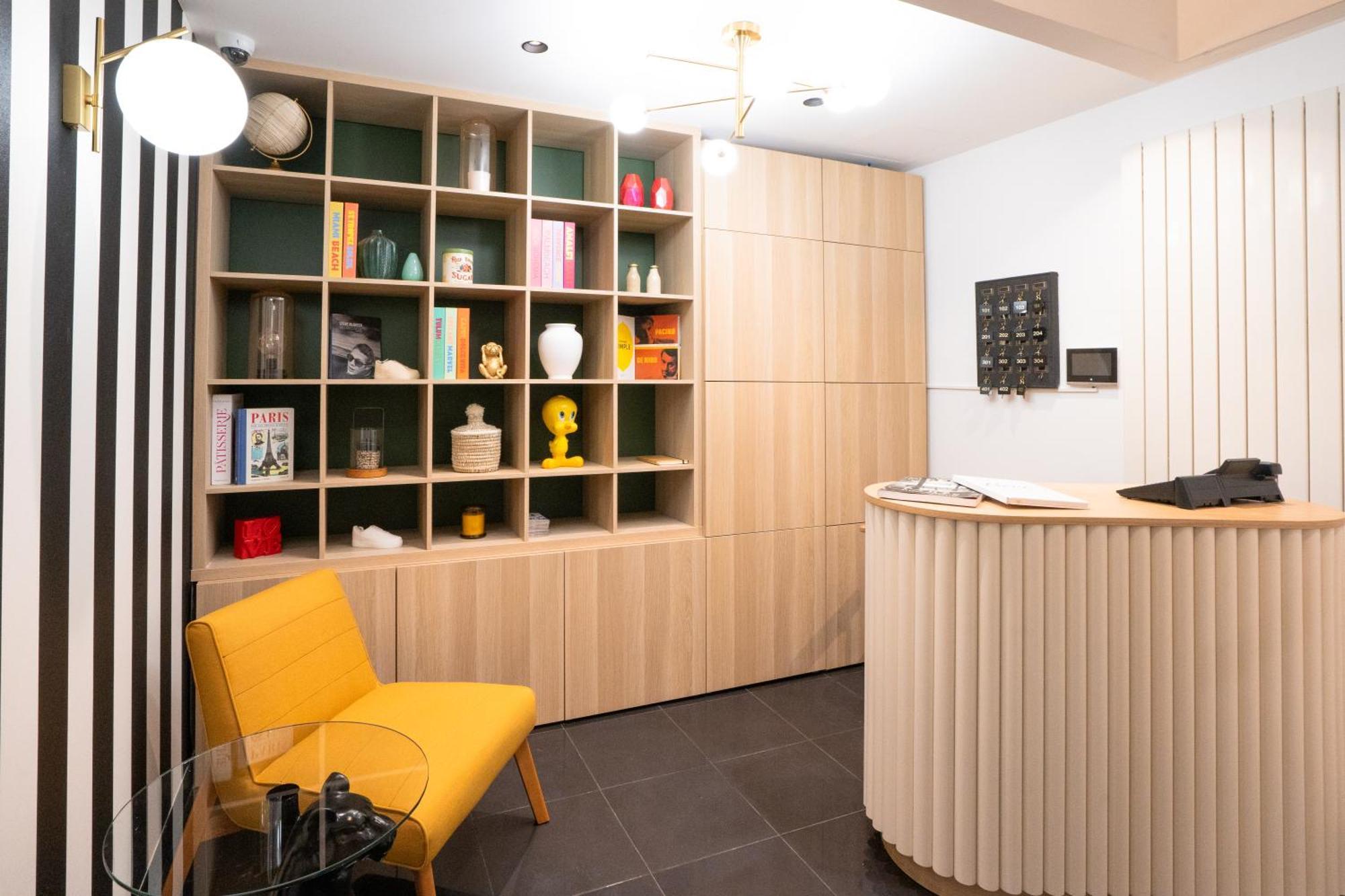 L'Esperance Hotell Paris Exteriör bild