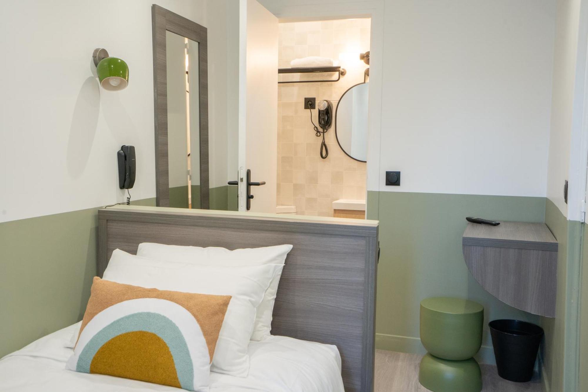 L'Esperance Hotell Paris Exteriör bild