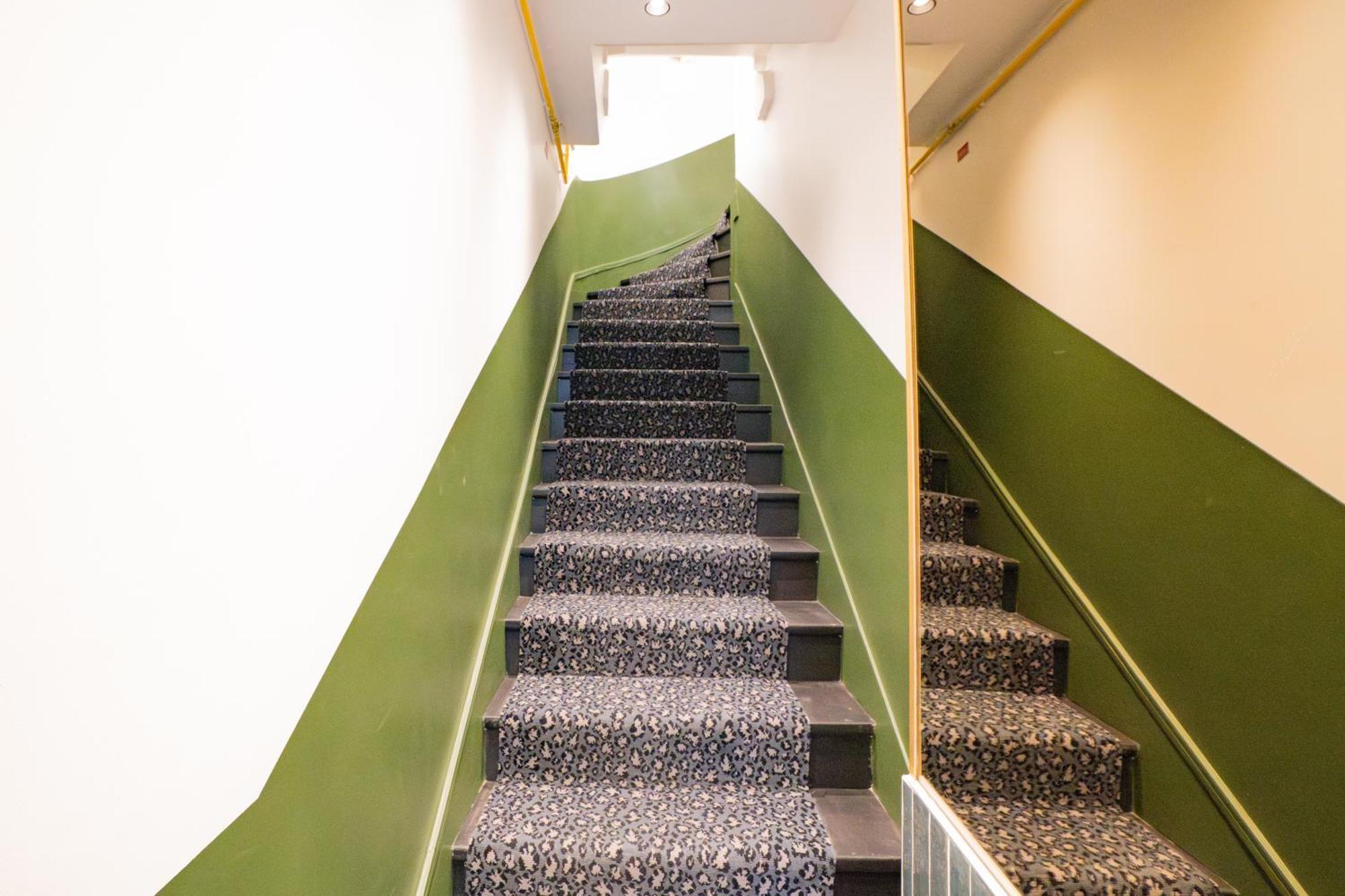 L'Esperance Hotell Paris Exteriör bild